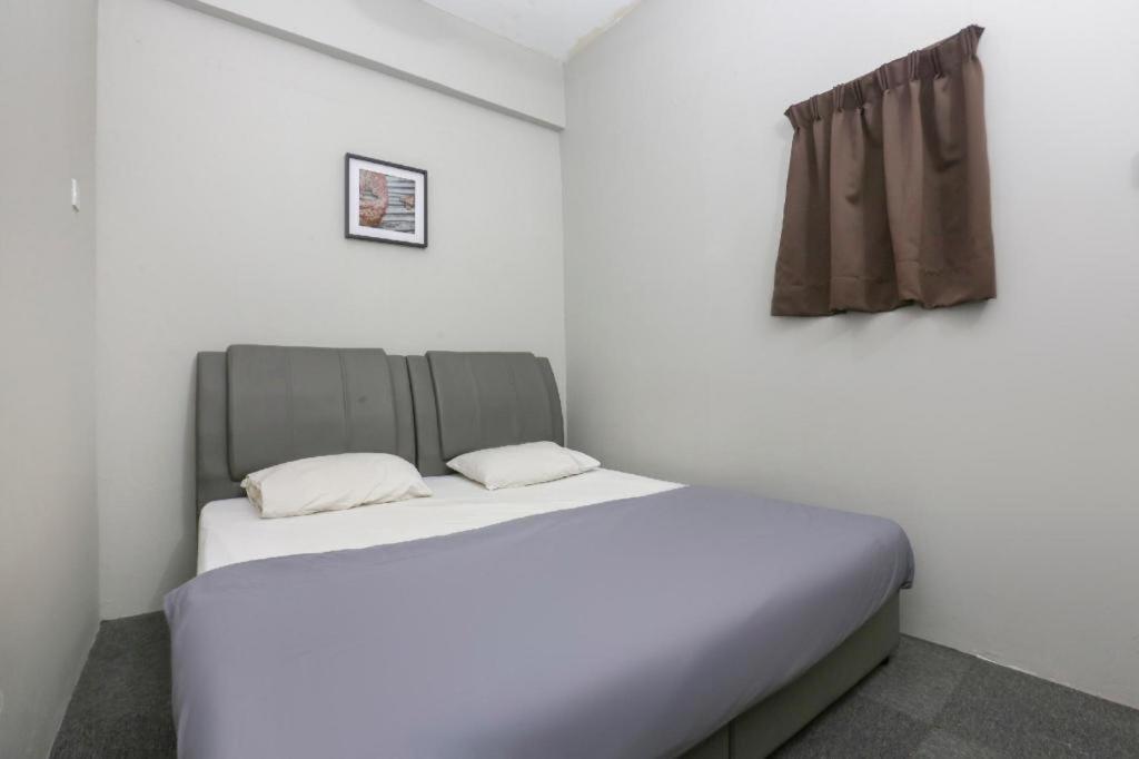 Spot On 89751 Bed Station Guest House Тана Рата Екстериор снимка